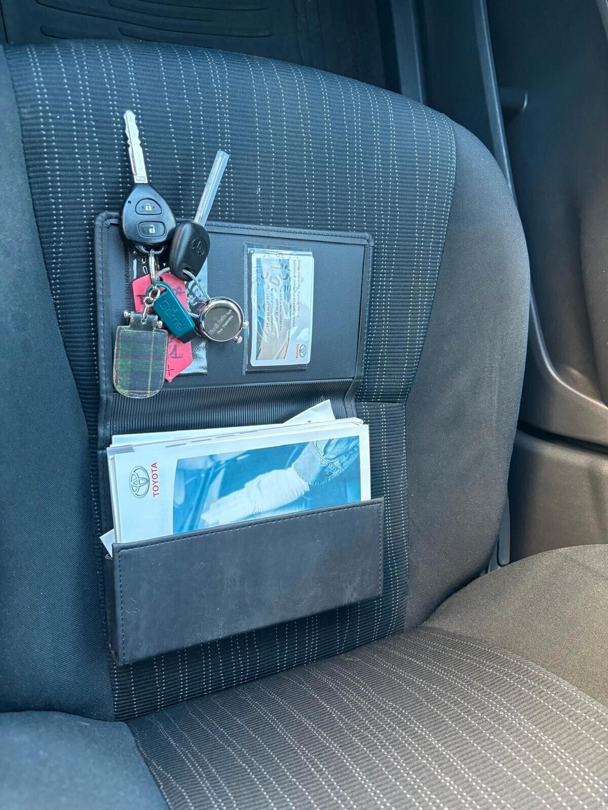 Toyota Auris 1.4 5 porte Sol SOLI 99000 KM UNICO PROPRIETARIO