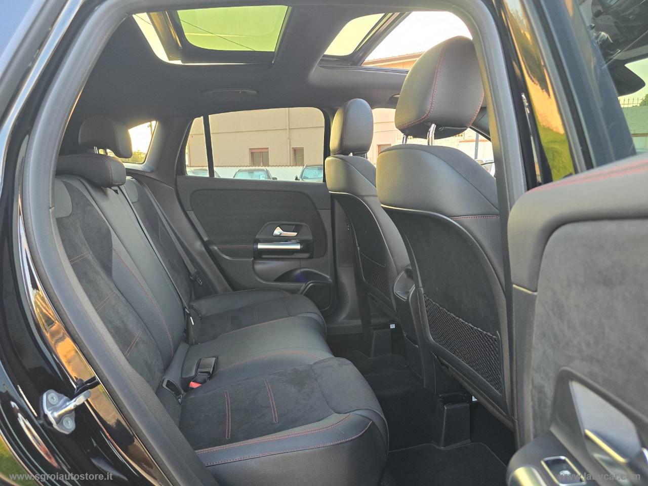 MERCEDES-BENZ GLA 220 d Automatic AMG Premium TETTUCCIO