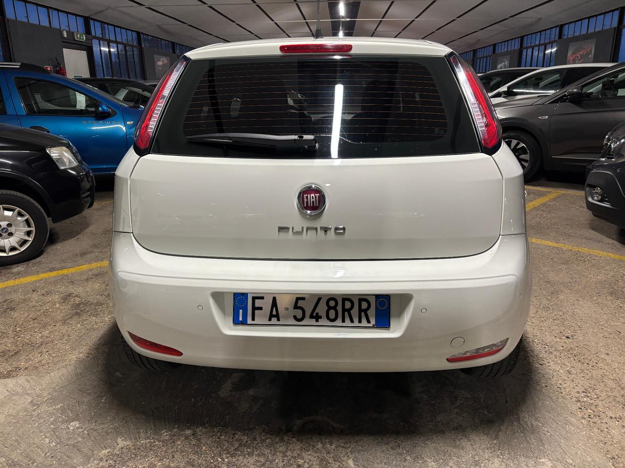 Fiat Punto 1.4 8V 57KW 75CV Natural Power Lounge