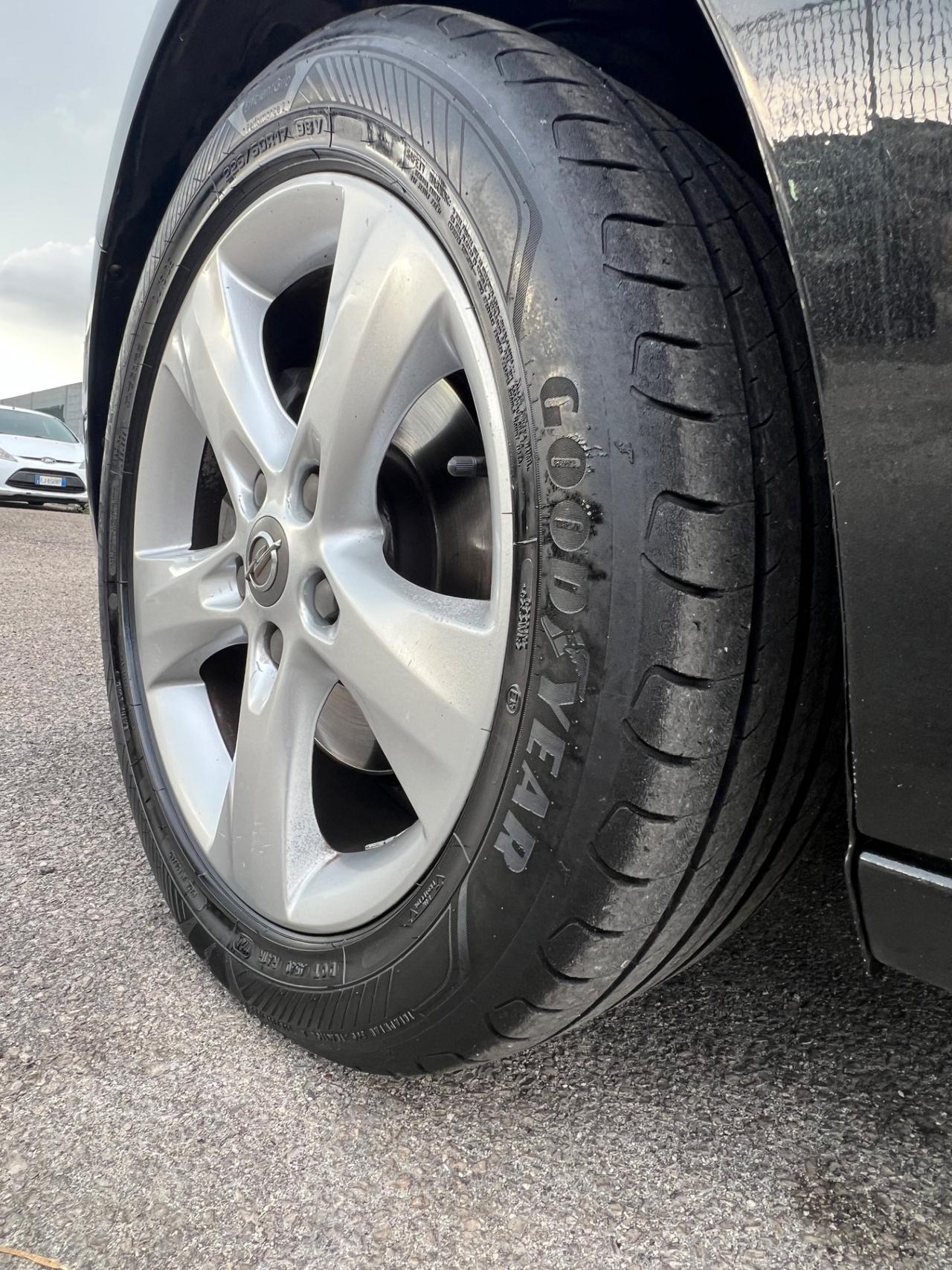 Opel Astra 1.7 CDTI 110CV EcoFLEX S&S 5 porte Cosmo