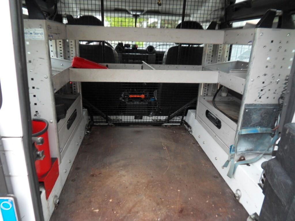 Land Rover Defender 90 2.2 TD4 Station Wagon N1