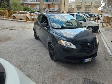 Lancia Ypsilon 1.2 69 CV 5 porte GPL Ecochic Gold