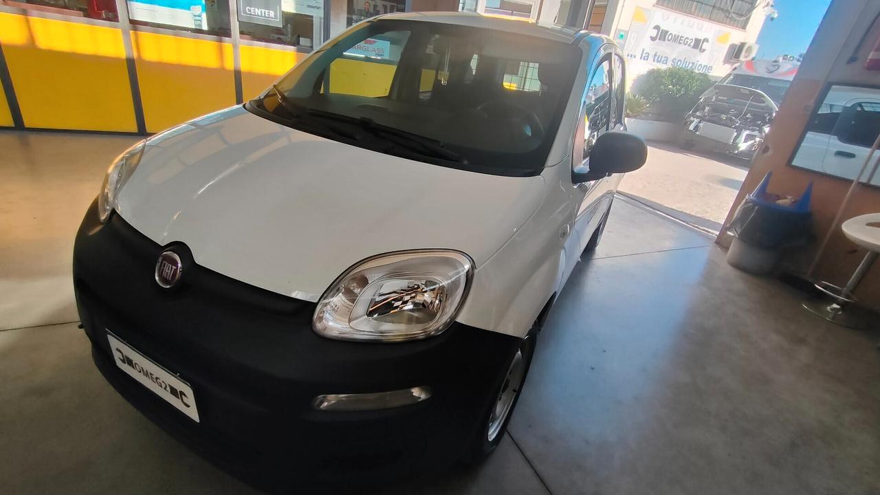 Fiat Panda Hybrid Van 2 posti IVA ESPOSTA