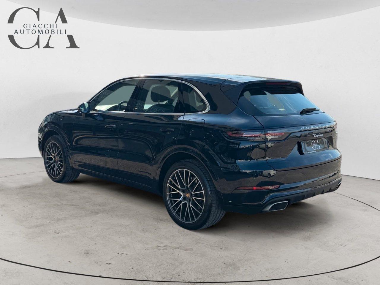 Porsche Cayenne 3.0 e-hybrid tiptronic