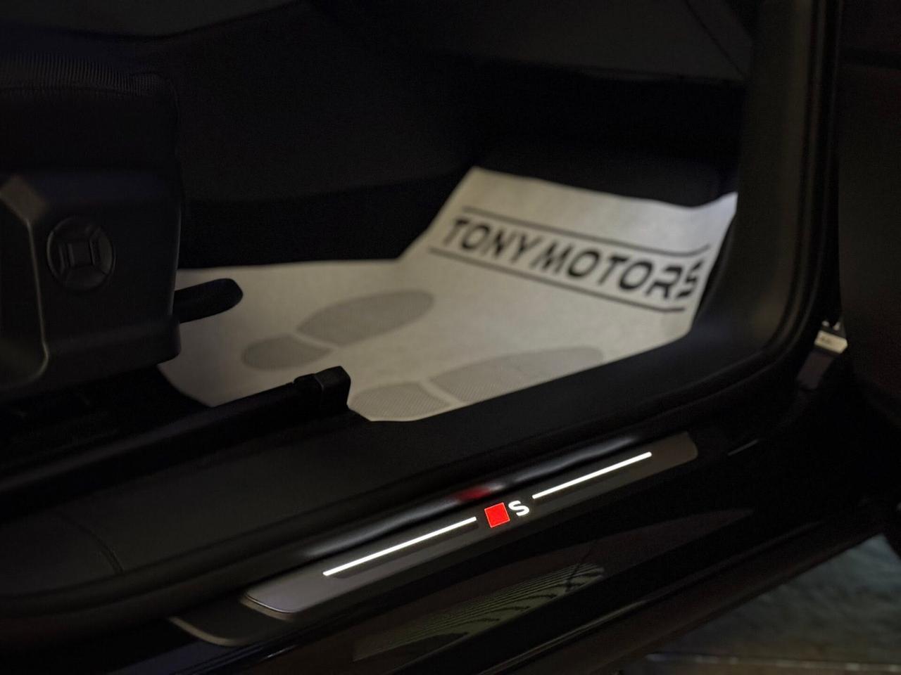 Audi Q3 40 TFSI quattro S tronic line edition