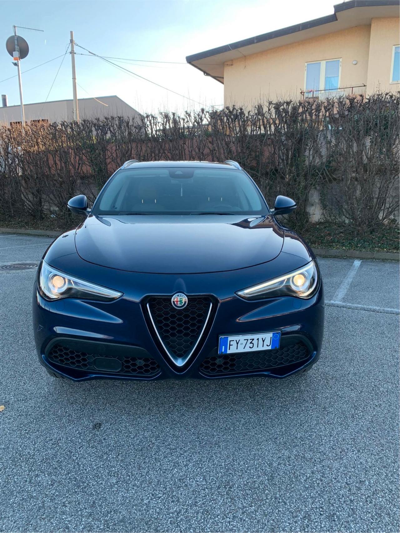 Alfa Romeo Stelvio 2.2 Turbodiesel 190 CV AT8 RWD Executive