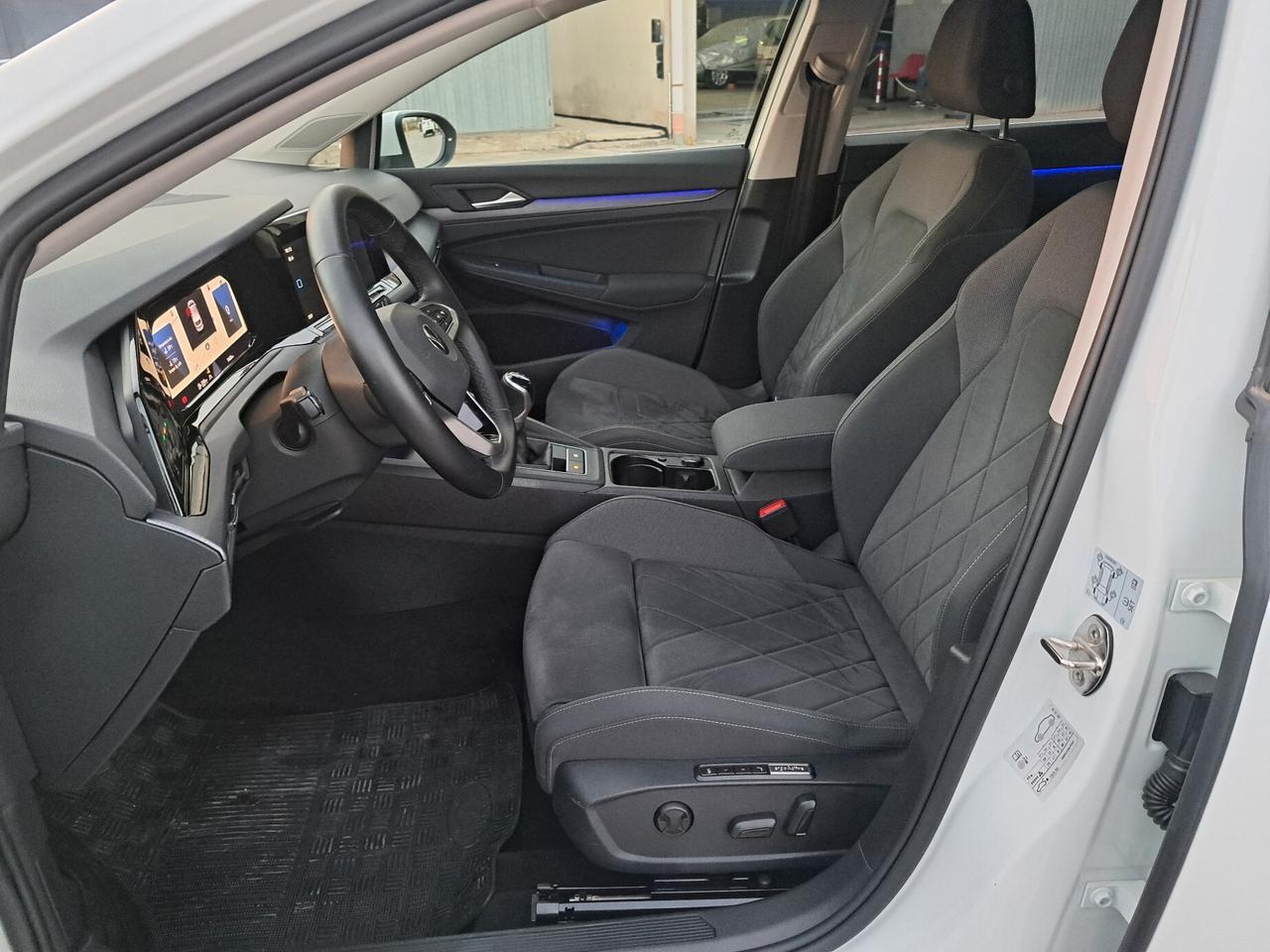 Volkswagen Golf 8 2.0 TDI 115 CV SCR Style - 2021
