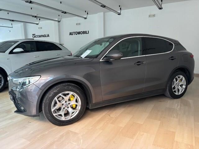 Alfa R. Stelvio 2.2 T.Diesel Executive rwd 190cv AT8 my19