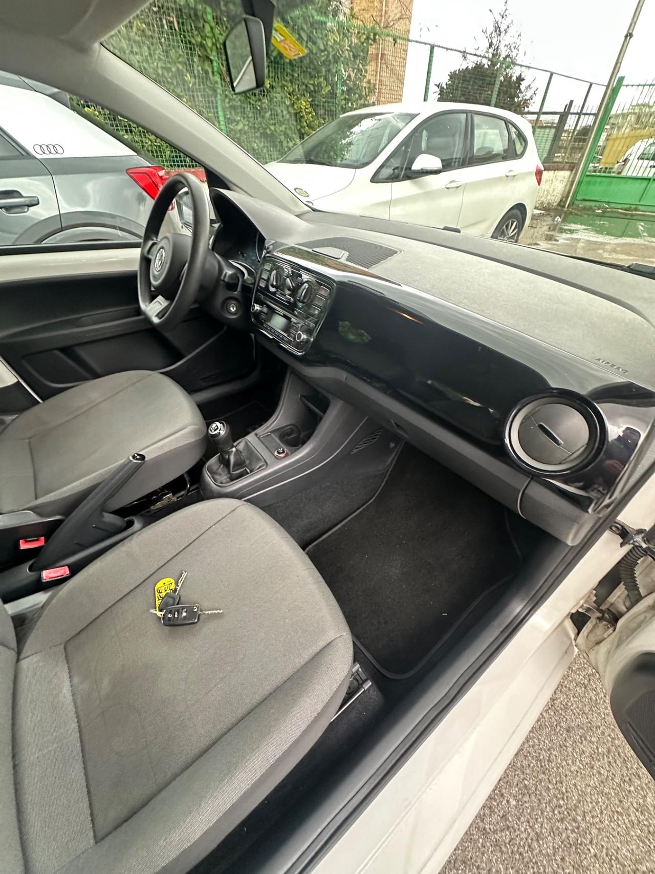 Volkswagen up! 1.0 5p. move