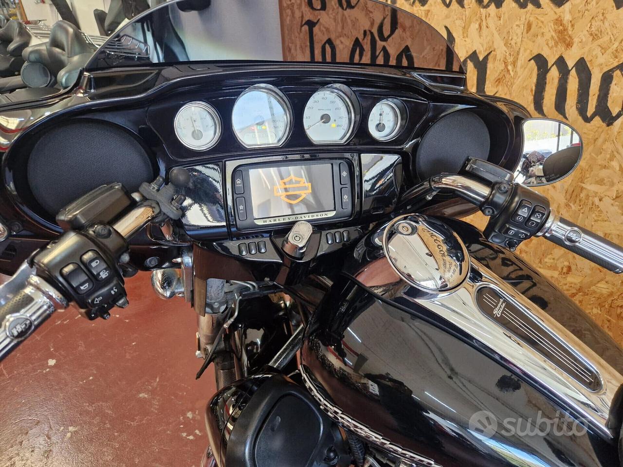 Harley-davidson FLHX Street Glide