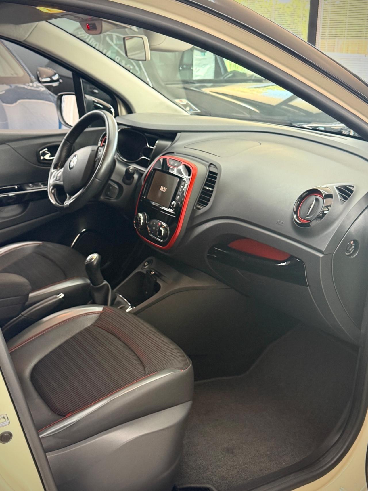 Renault Captur 1.5 dCi 8V 90 CV EDC Project Runway