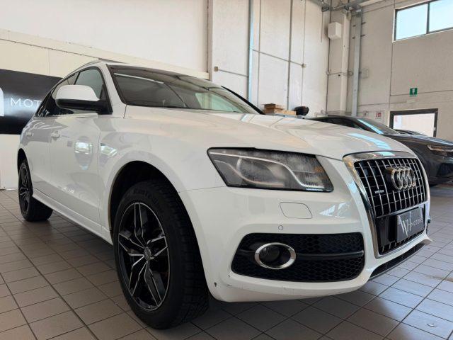 AUDI Q5 3.0 V6 TDI quattro S tronic //TETTO//NAVI//