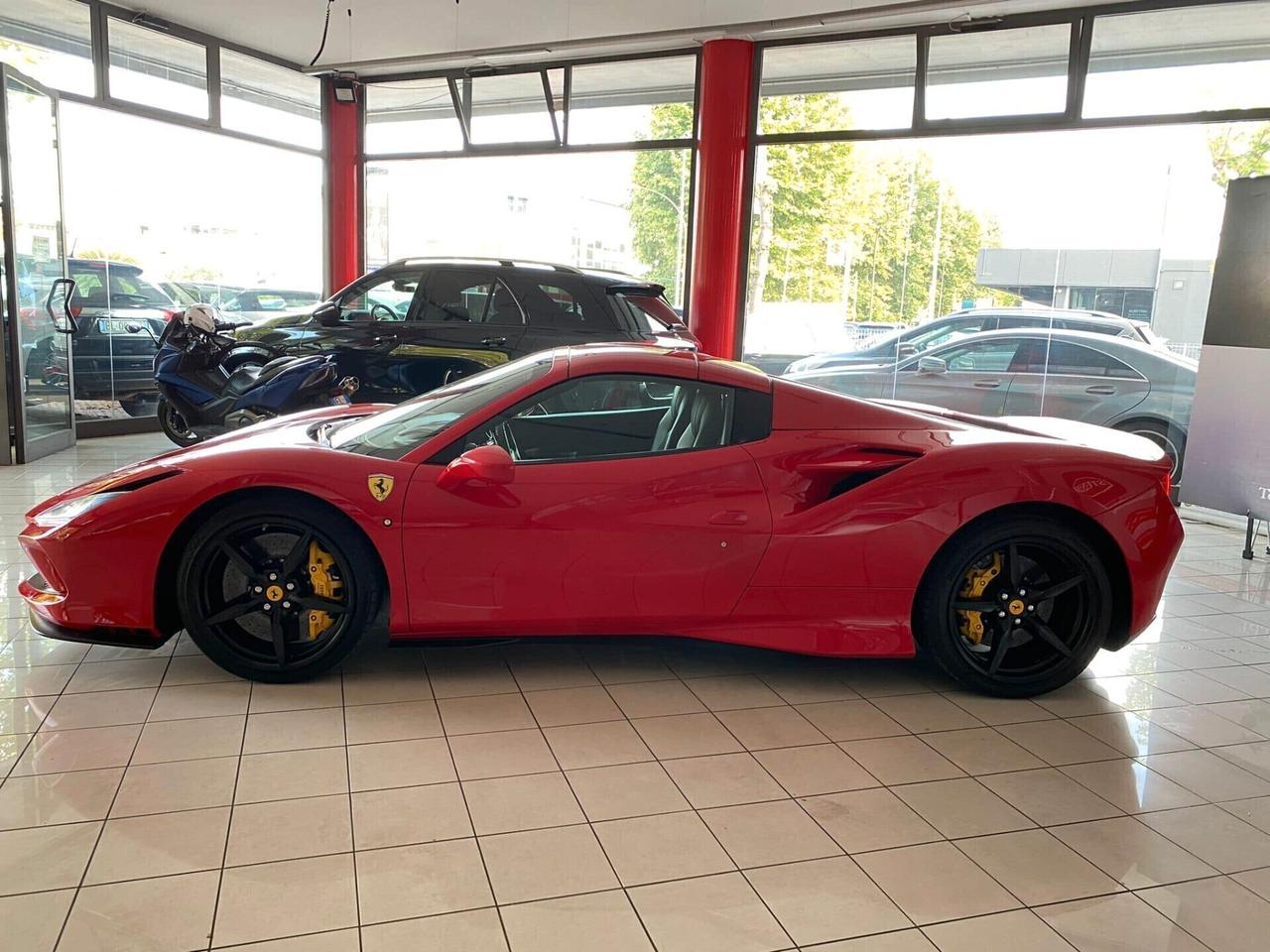 Ferrari F8 Spider Ufficiale V8 3.9 720cv