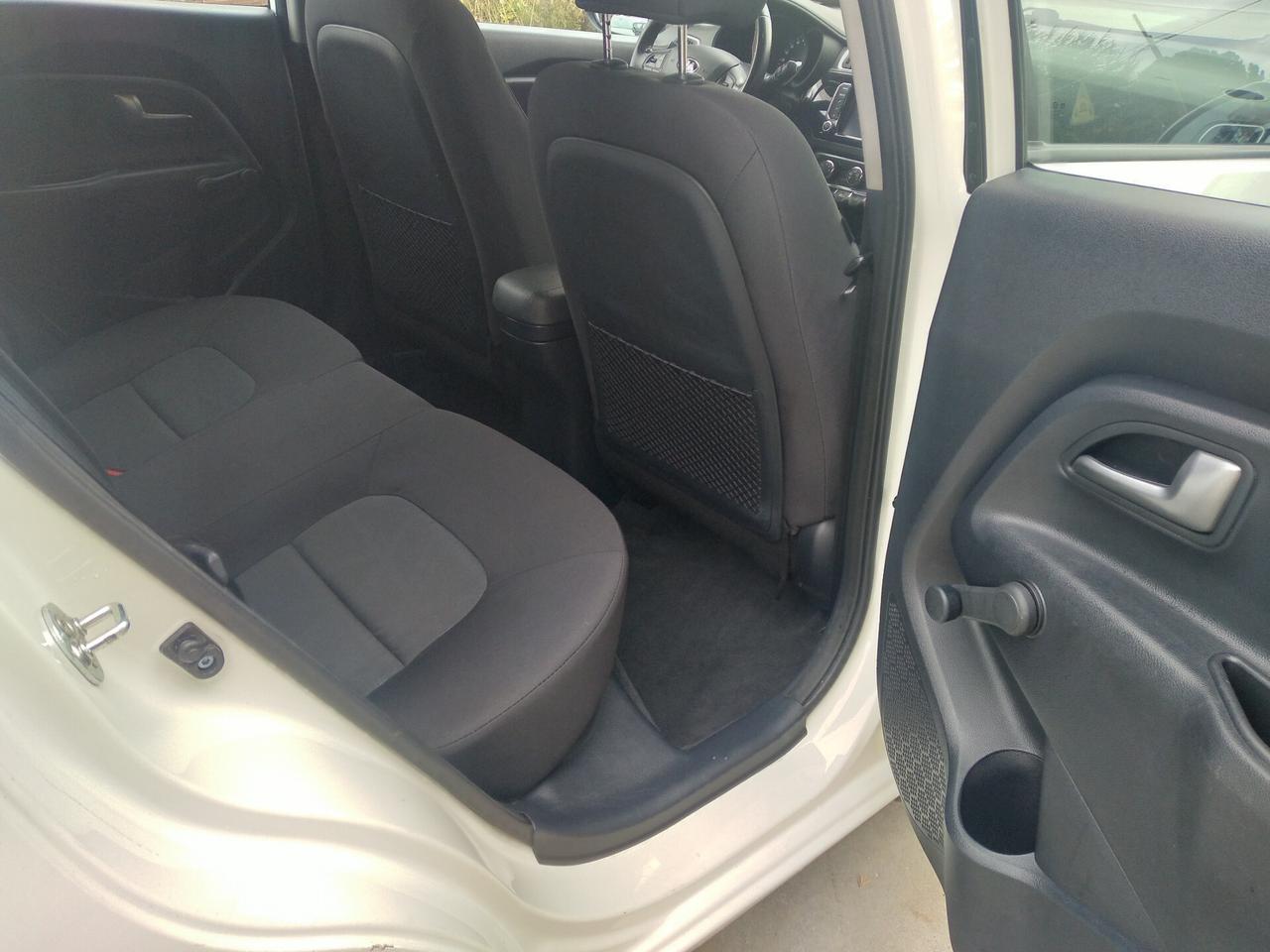 Kia Rio 1.1 CRDi 5p. Cool