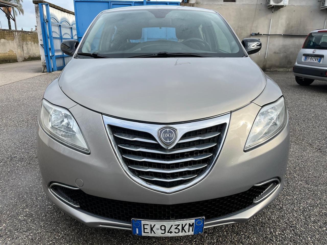 Lancia y 5P-1.2 gpl-km 130000-full-11/2011