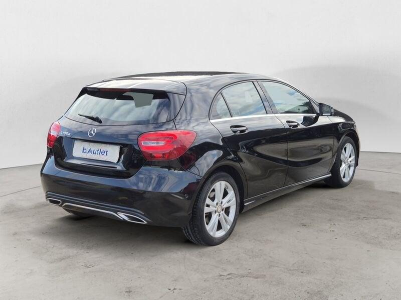Mercedes-Benz Classe A A 180 d Sport auto my16