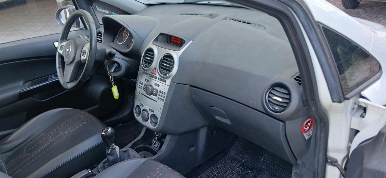 Opel Corsa GPL motore rotto