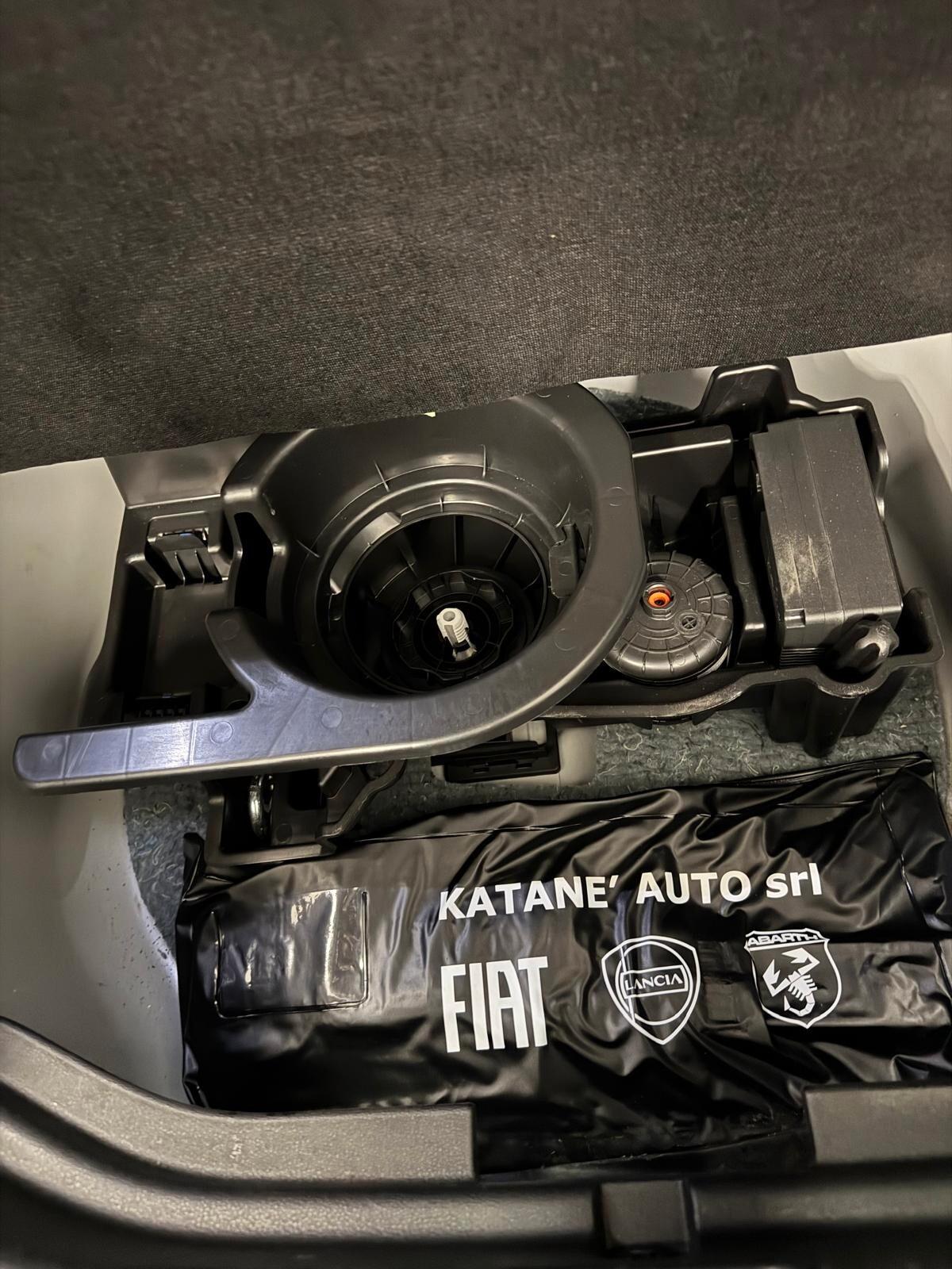 Fiat 600 Hybrid 100 CV DCT MHEV