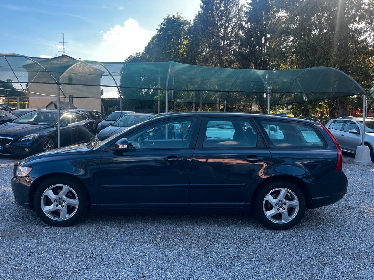 Volvo V50 D2 POLAR