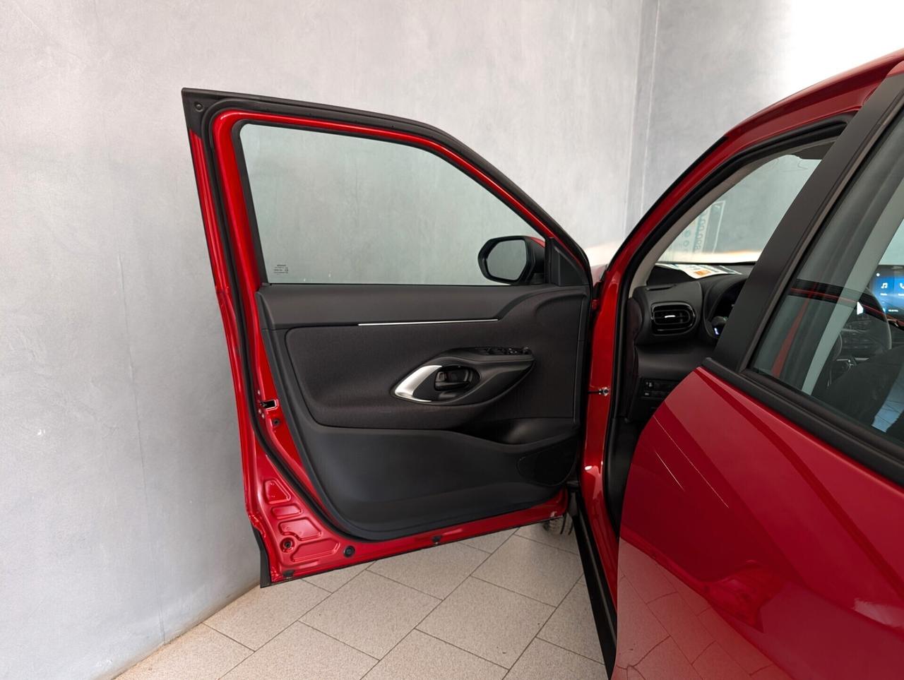 TOYOTA YARIS CROSS 1.5 HYBRID 116 CV ACTIVE KM0