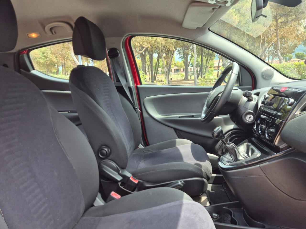 Lancia Ypsilon 1.3 MJT 16V 95 CV 5 porte S&S Gold