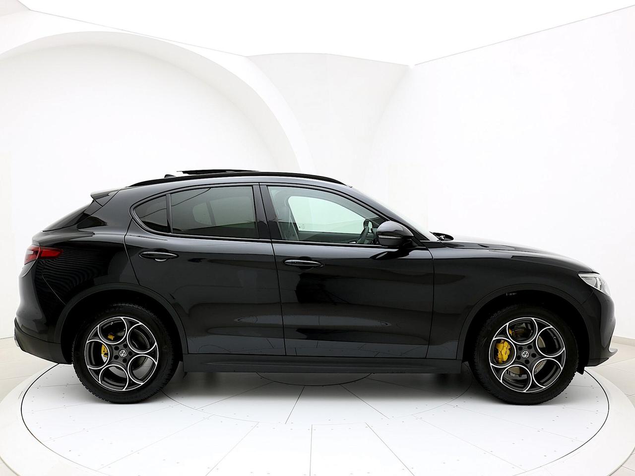 AlfaRomeo Stelvio 22 t Q4 210cv AT8 TETTO APRIBILE