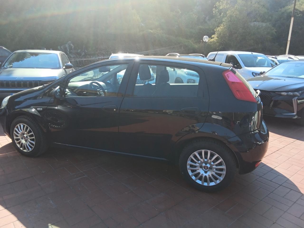 Fiat Punto 1.3 MJT II S&S 95 CV 5 porte Street