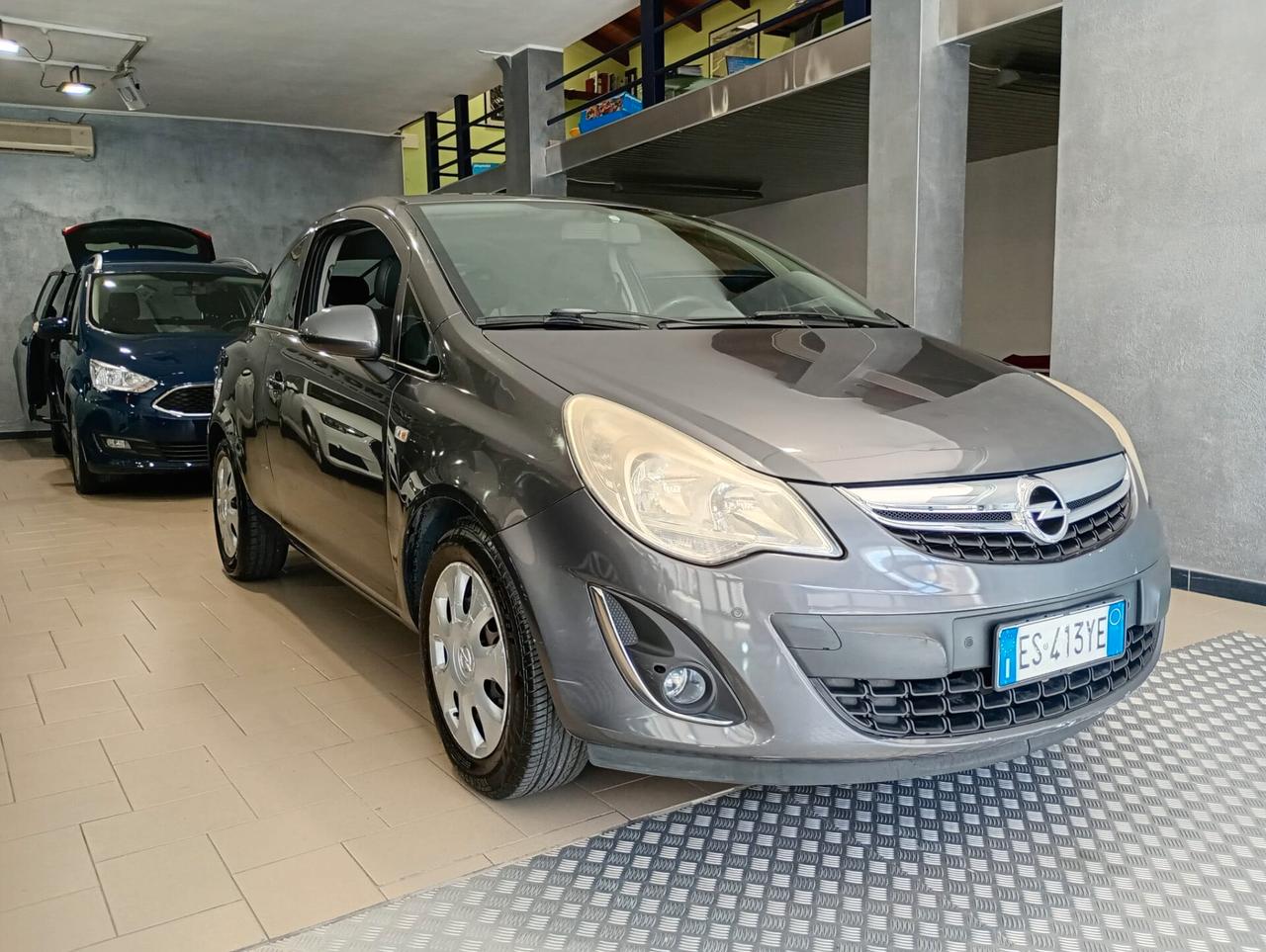 Opel Corsa 1.2 3 porte Edition