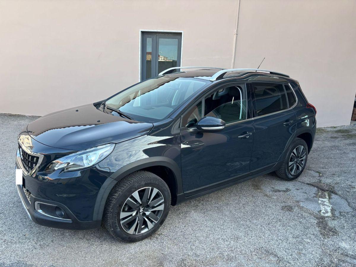 PEUGEOT 2008 1.2 VTi 82 CV Allure