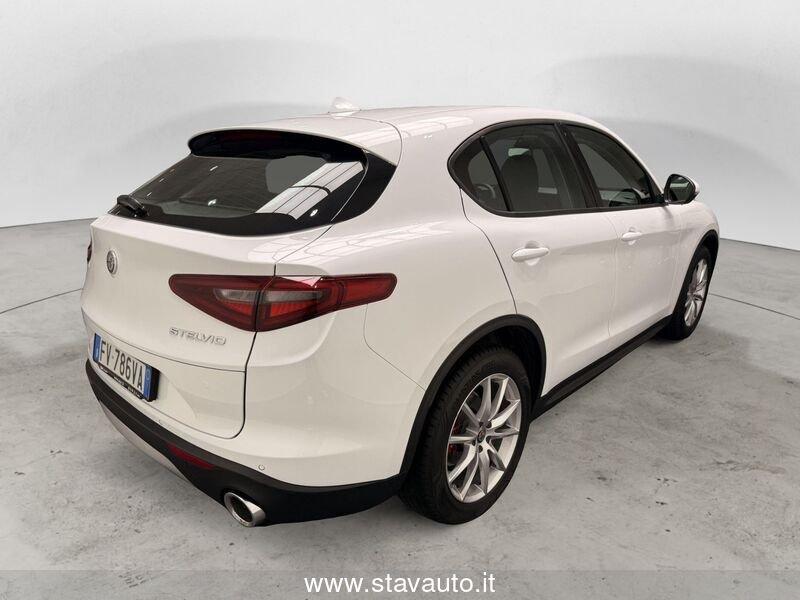 Alfa Romeo Stelvio Stelvio 2.2 Turbodiesel 160 CV AT8 RWD Business