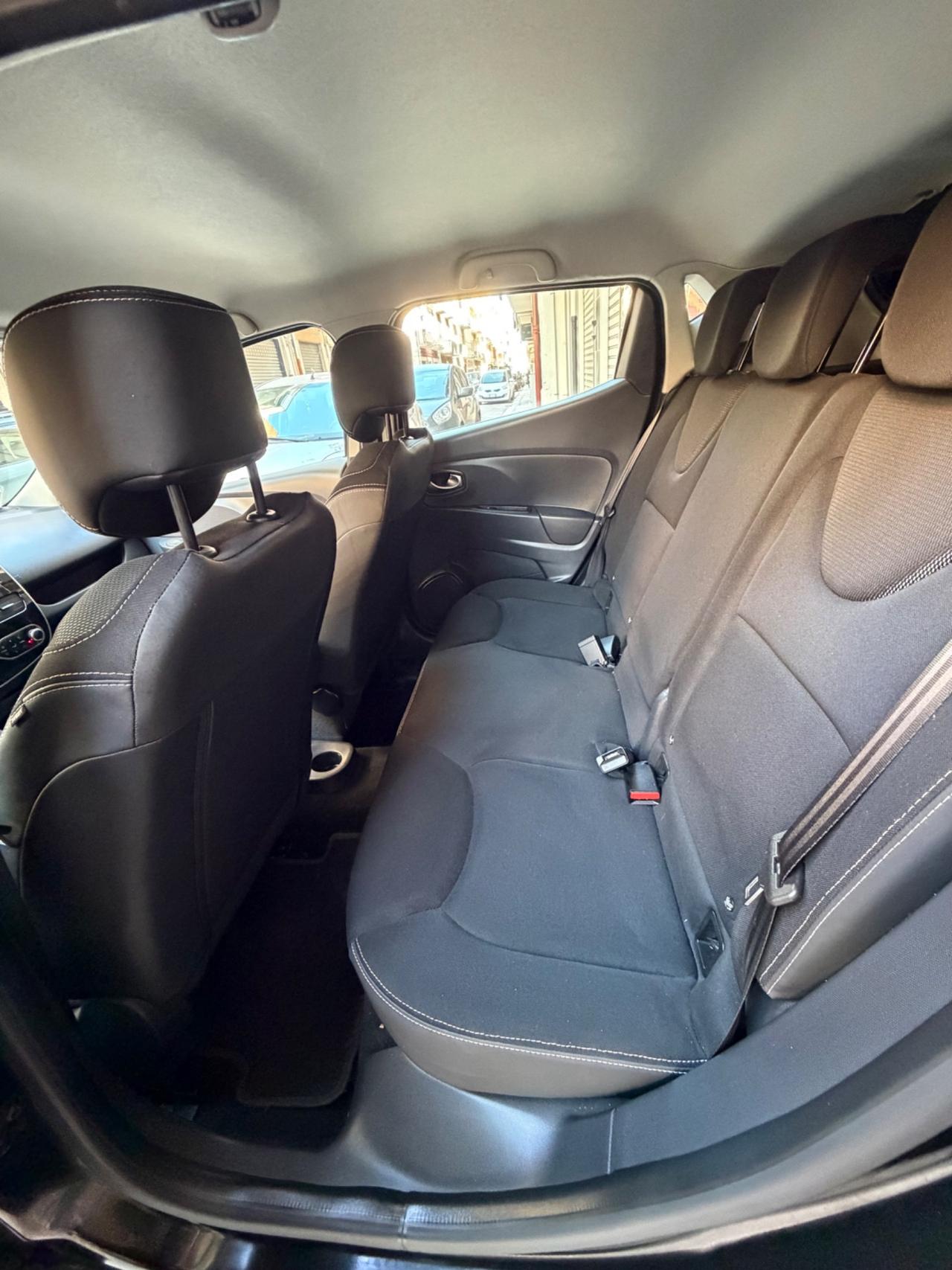 Renault Clio 1.5 dCi 8V 75CV 5 porte COSTUME NATIONAL