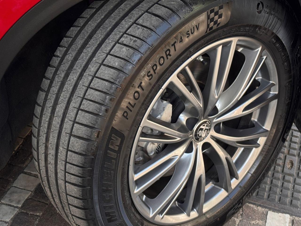 Alfa Romeo Stelvio 2.2 Turbodiesel 160 CV AT8 RWD Super