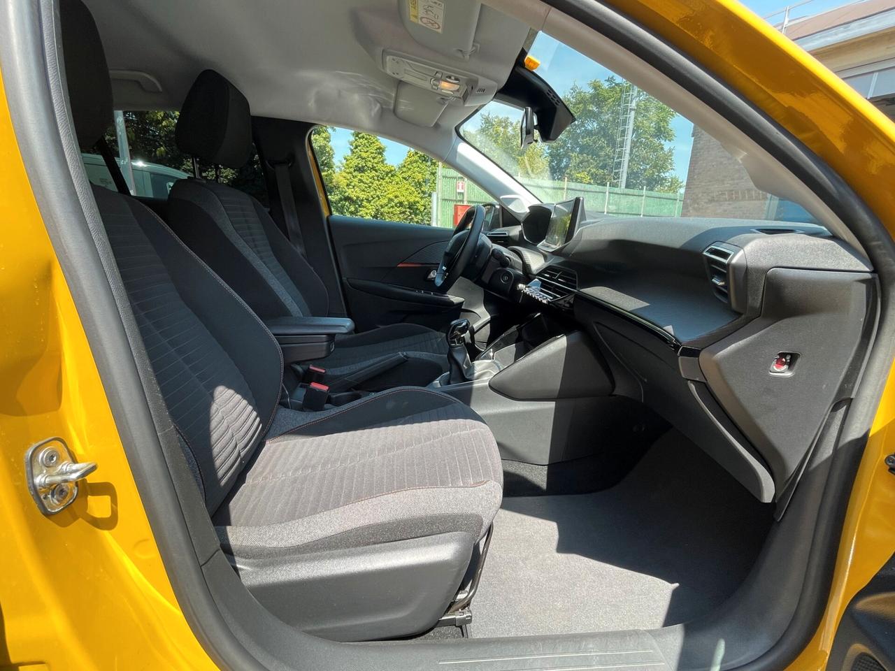 Peugeot 208 2022 BENZINA-CINGHIA DI DISTRIBUZIONE GIA SOSTITUITA-TAGLIANDI TUTTI CERTIFICATI-UNICO PROPRIETARIO