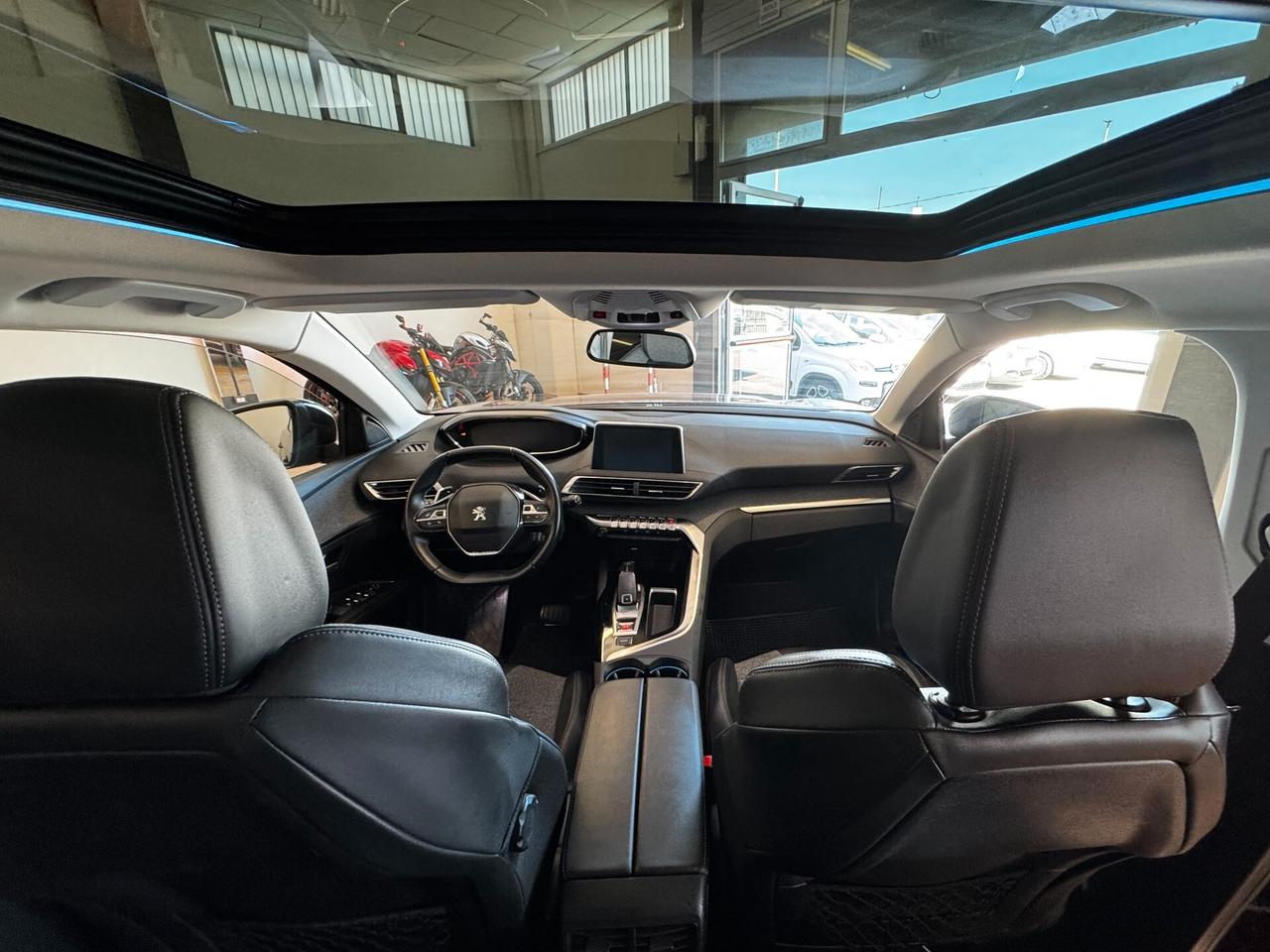 Peugeot 3008 BlueHDi 130cv EAT8 Allure 2020