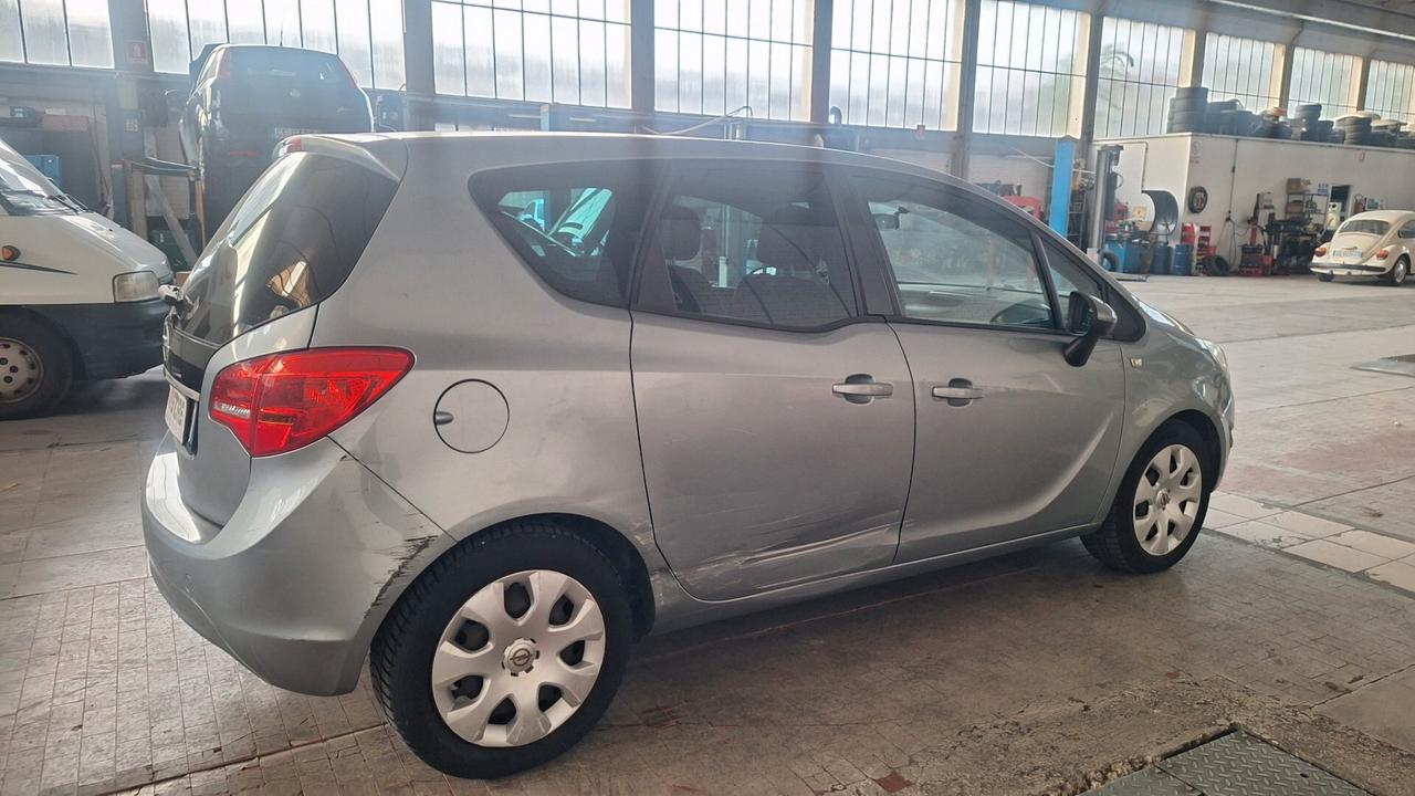 Opel Meriva 1.4 100CV Cosmo