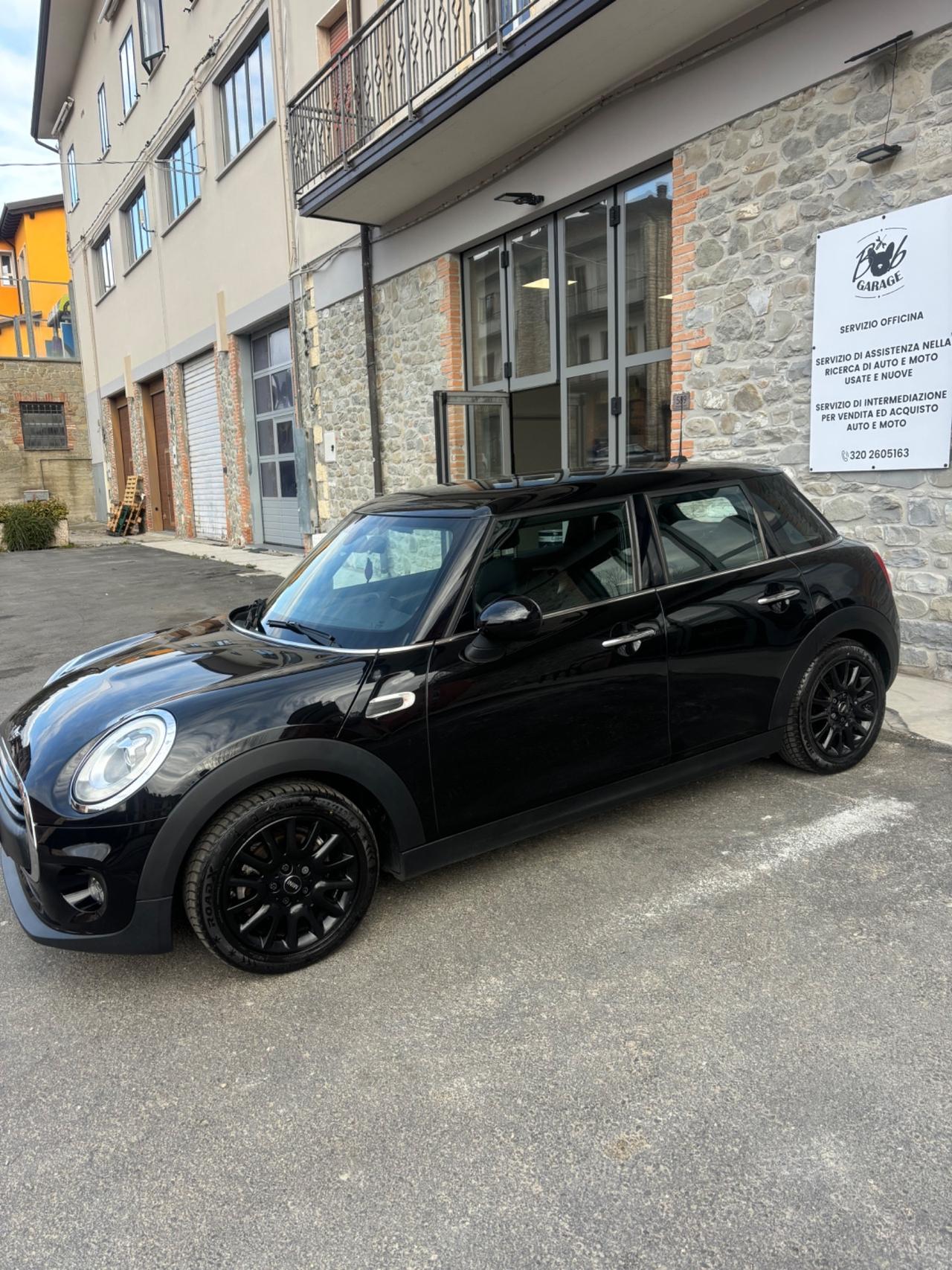 Mini 1.5 Cooper D Hype 5 porte