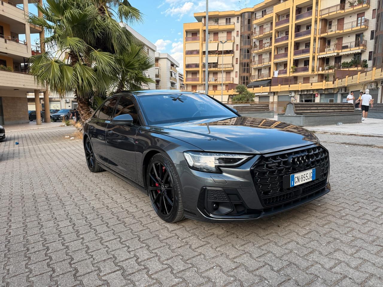 Audi A8 S8 TFSI quattro tiptronic s-line