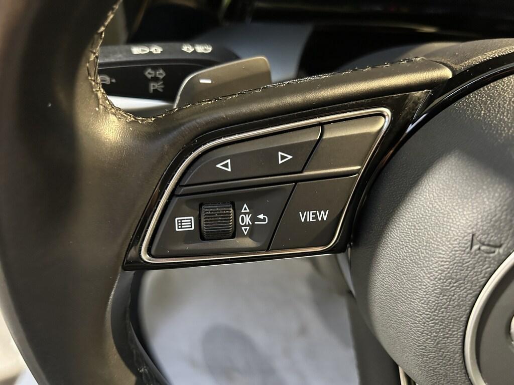 Audi A3 30 1.5 g-tron Business S tronic