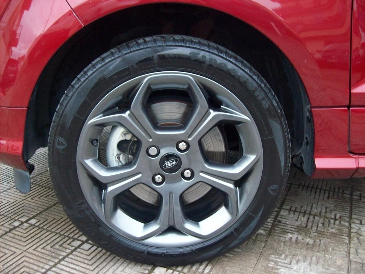 Ford EcoSport 1.0 EcoBoost 100CV ST-Line X