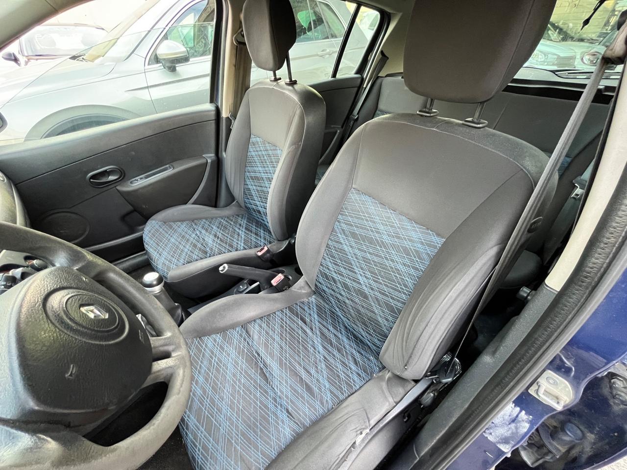 Renault Clio Storia 1.2 16V 5 porte Dynamique