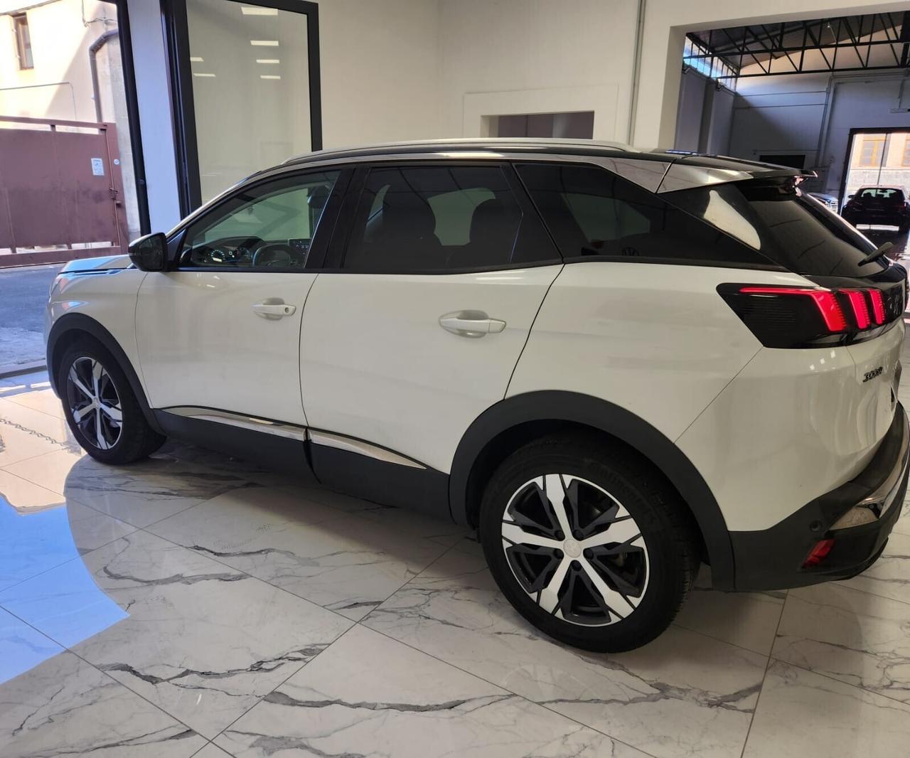 Peugeot 3008 BlueHDi 120 S&S Allure