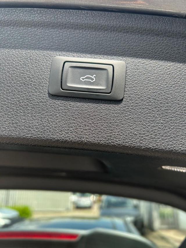 AUDI Q5 40 TDI quattro S tronic S line plus