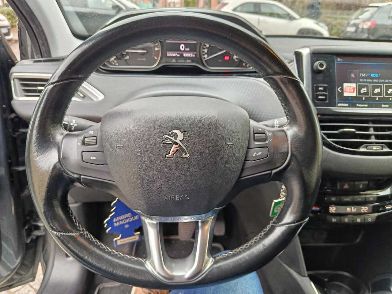Peugeot 208 Allure 1.2 PureTech 82 #8383