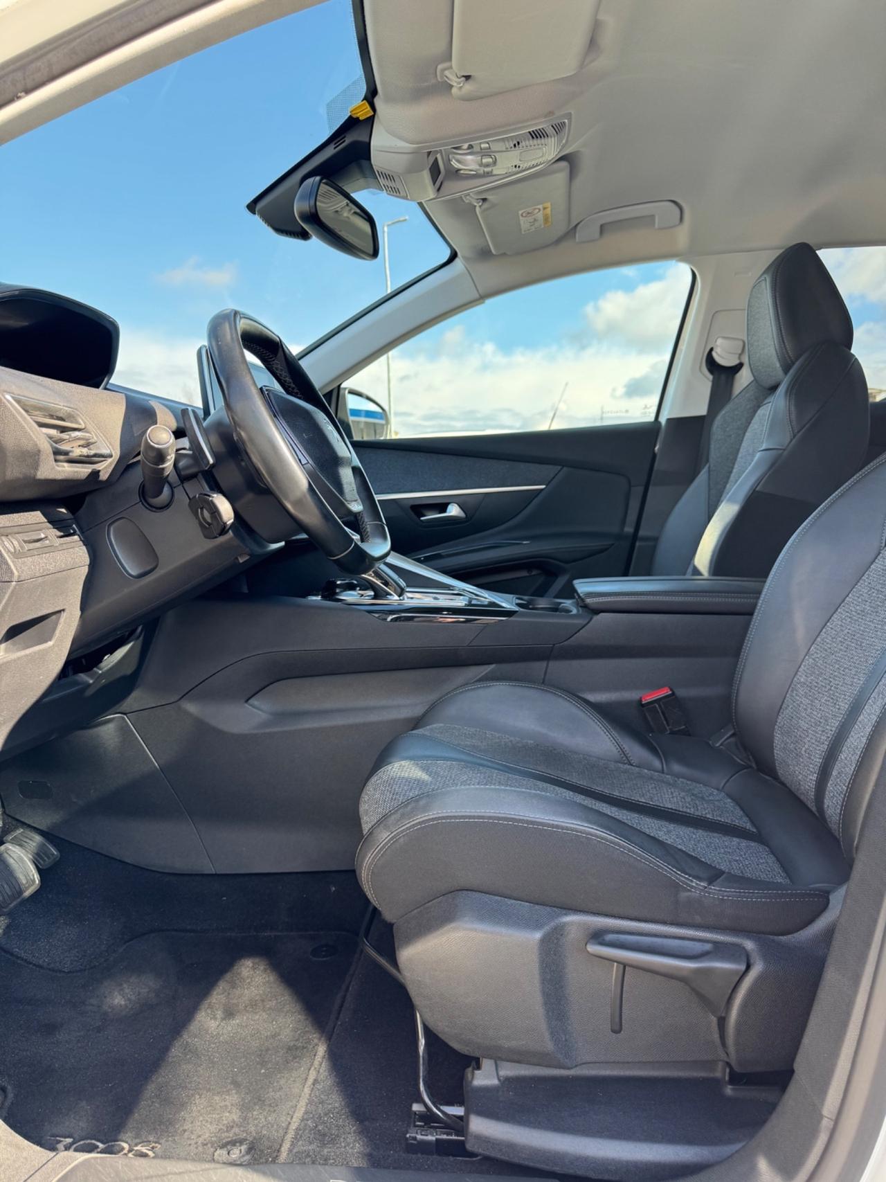 Peugeot 3008 PureTech Turbo 130 S&S Allure