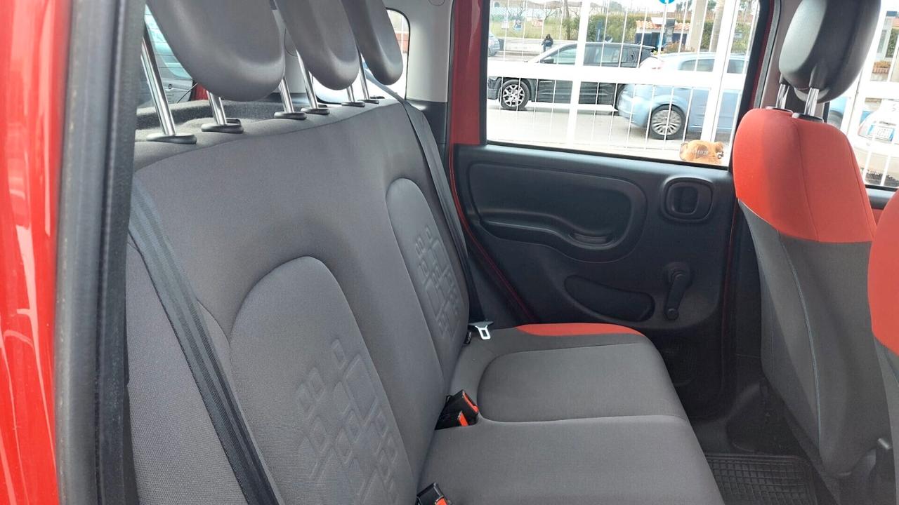 Fiat Panda 1.2 Lounge PERFETTA - 2015