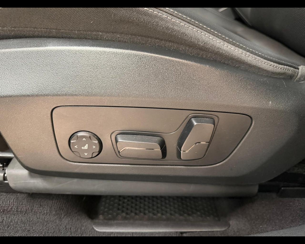 BMW Serie 2 A.T. (U06) - 218d Active Tourer Luxury