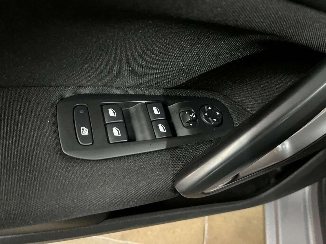 Peugeot 308 HDi 130 SW cambio automatico EURO 6D