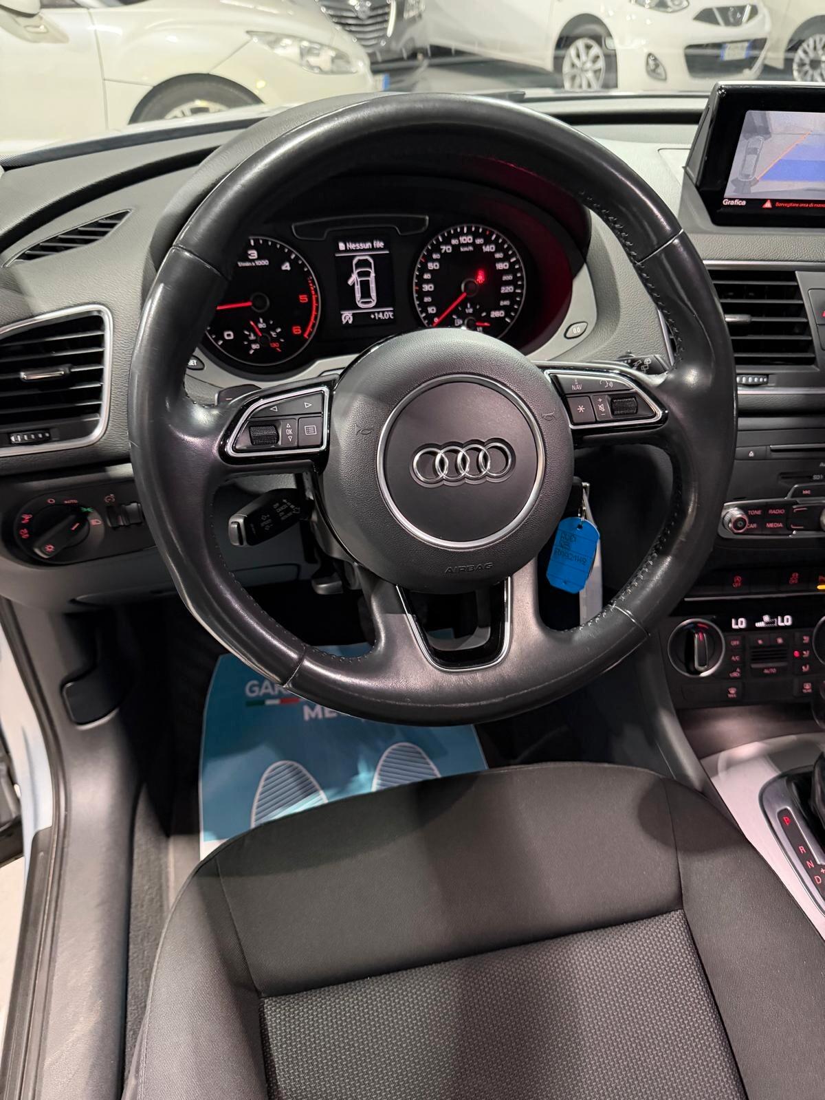 Audi Q3 4x4+Automatico+Navigatore+Led