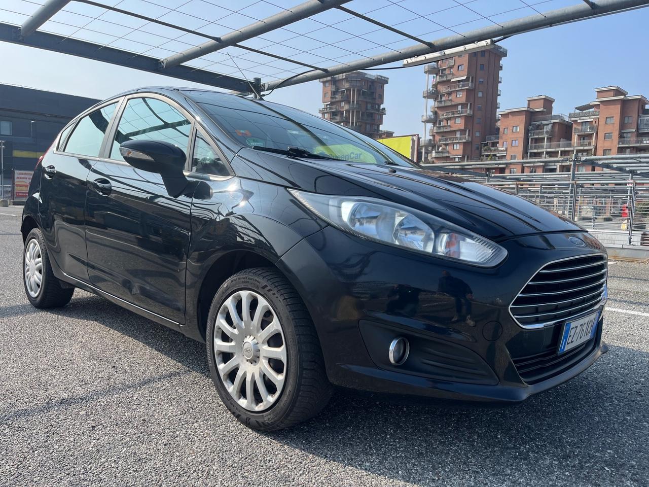 Ford Fiesta 1.4 5p. Bz.- GPL Titanium