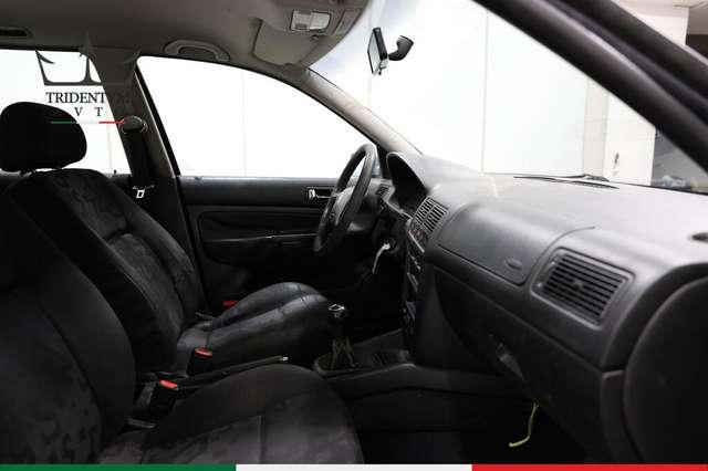 Volkswagen Golf 1.9 tdi 5p